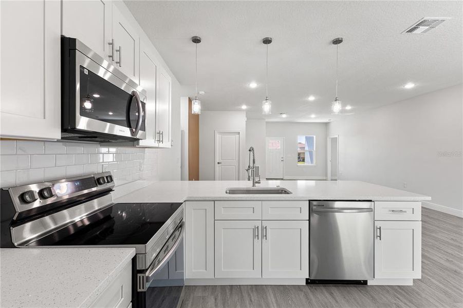 Furnished interior view inside a new home in , Ocala (Image 8).