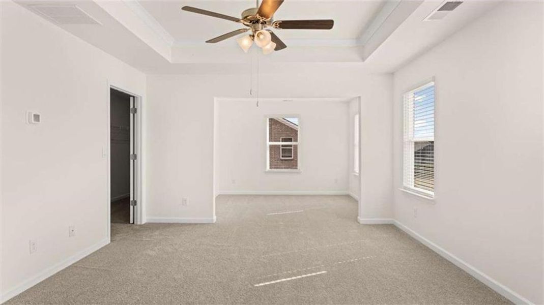 Spacious, unfurnished interior of a new home in Water Oak Estates, Lawrenceville (Image 14).