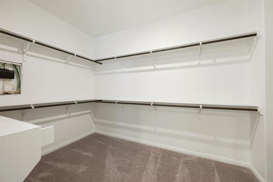 Spacious, unfurnished interior of a new home in Anthem, Kyle (Image 29). Spacious, unfurnished interior of a new home in Anthem, Kyle (Image 29).