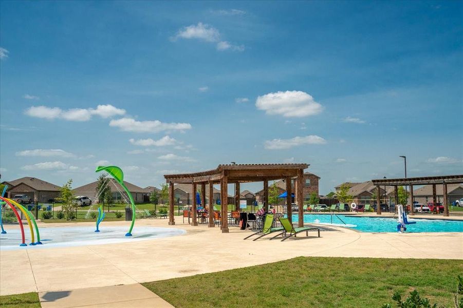 Community amenities in Magnolia, Josephine (Image 27).
