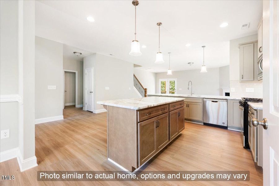 Seagrove_E_SWS_lot27_5226_Salem_Woods_Dr