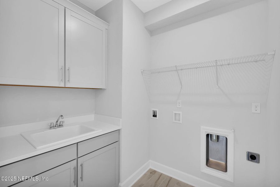 Furnished interior view inside a new home in Crosswinds at Nocatee, Ponte Vedra Beach (Image 16). Furnished interior view inside a new home in Crosswinds at Nocatee, Ponte Vedra Beach (Image 16).