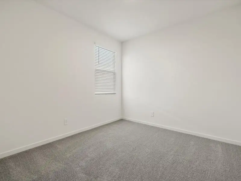 Spacious, unfurnished interior of a new home in Anthem at Merrill Ranch Estate Series, Florence (Image 15).