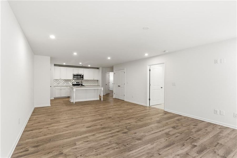 Spacious, unfurnished interior of a new home in Silver Leaf, Dawsonville (Image 19).