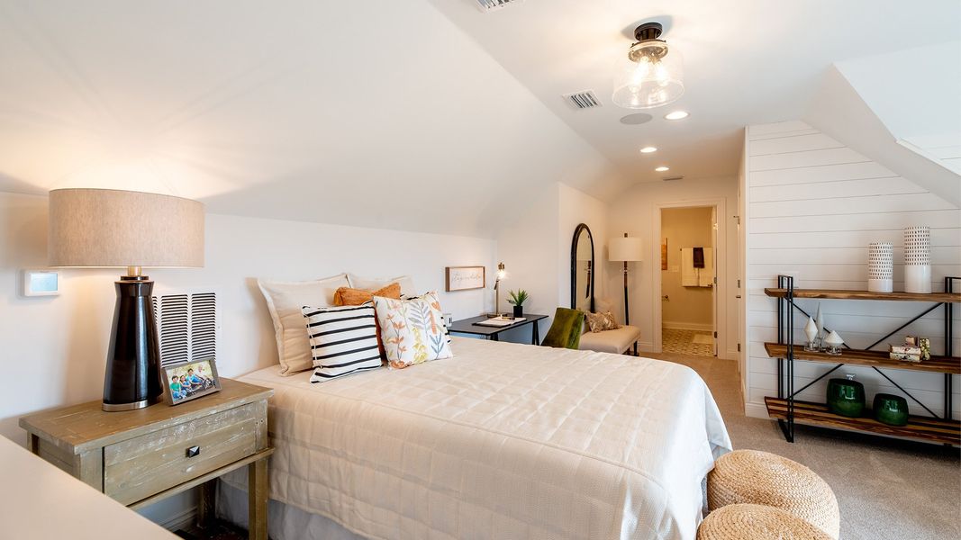 Representative furnished interior of a home built from the Palazzo by Epcon Communities in The Grove at Haven Hill, Lenoir City (Image 18). Representative furnished interior of a home built from the Palazzo by Epcon Communities in The Grove at Haven Hill, Lenoir City (Image 18).