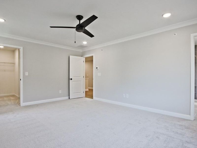 Spacious, unfurnished interior of a new home in Cherokee Township, Acworth (Image 29).