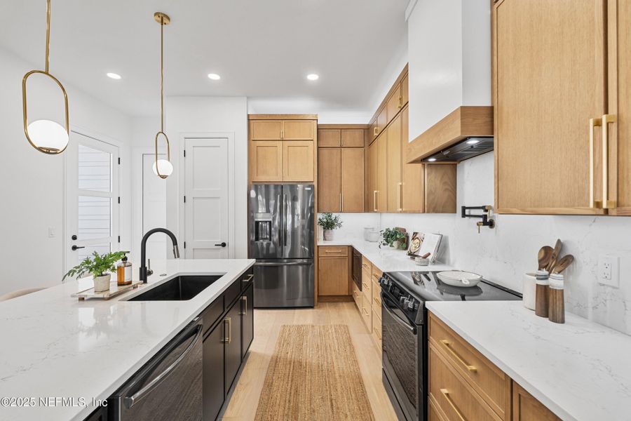 Furnished interior view inside a new home in , Jacksonville Beach (Image 5).