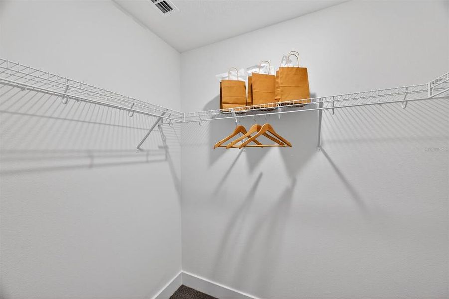 Spacious, unfurnished interior of a new home in Hill Country Estates, Dade City (Image 43).