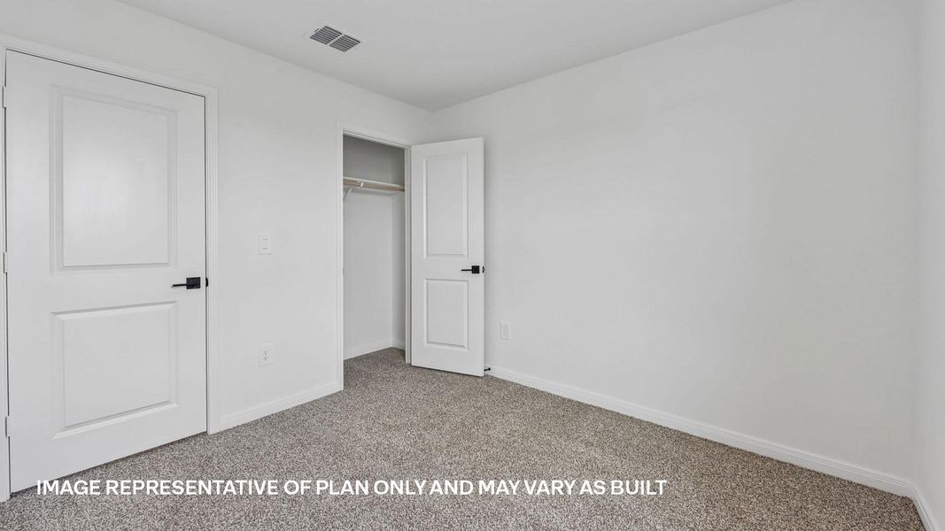 Spacious, unfurnished interior of a new home in Avery Centre, Round Rock (Image 39).