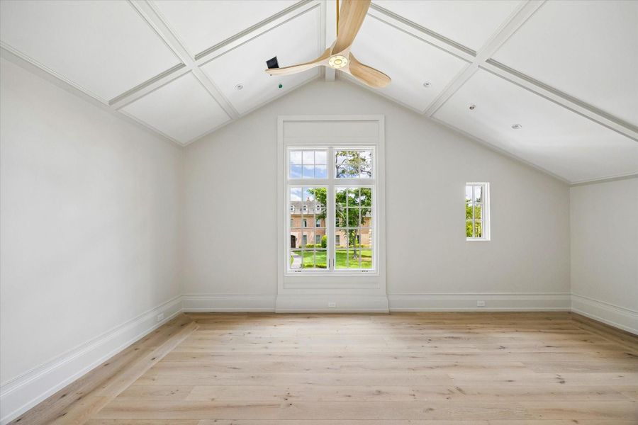 Spacious, unfurnished interior of a new home in , Houston (Image 9).
