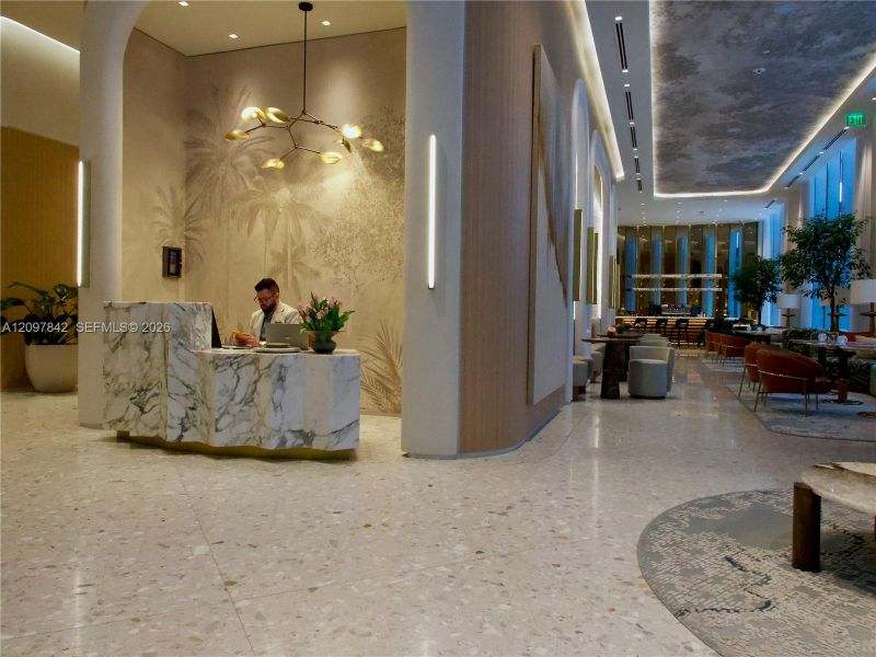 Community amenities in , Miami (Image 21).