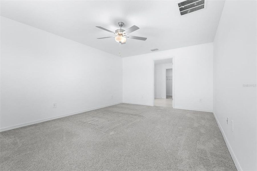 Spacious, unfurnished interior of a new home in Wind Meadows South, Bartow (Image 39). Spacious, unfurnished interior of a new home in Wind Meadows South, Bartow (Image 39).