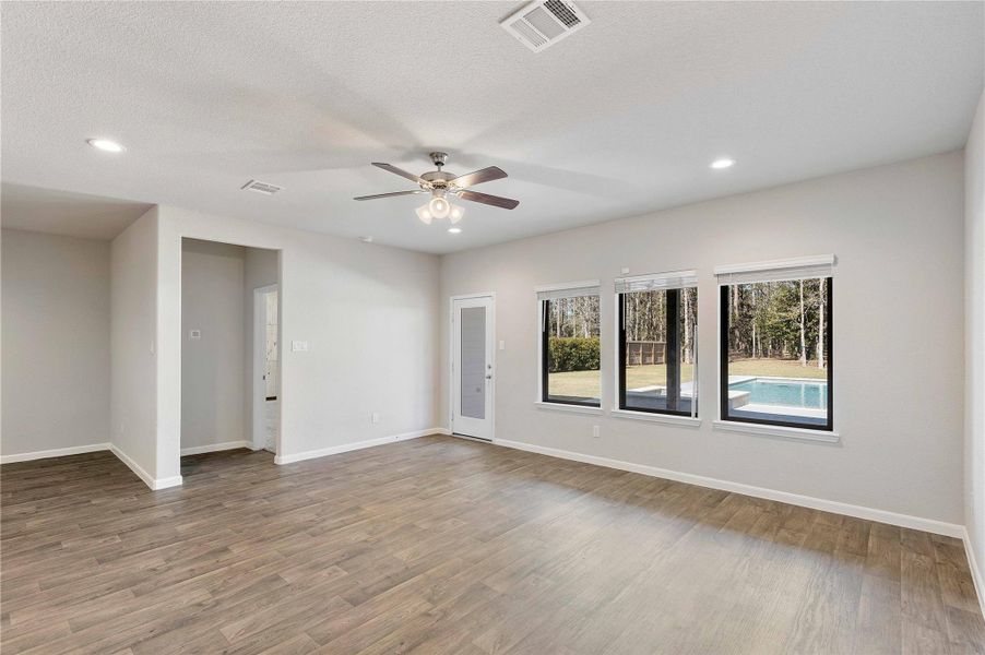 Spacious, unfurnished interior of a new home in , Anahuac (Image 17). Spacious, unfurnished interior of a new home in , Anahuac (Image 17).