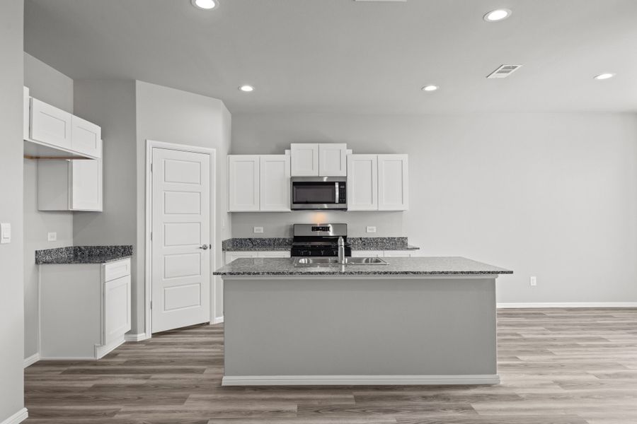 Representative furnished interior of a home built from the Tupelo by D.R. Horton in Yukon Ridge, Odessa (Image 5). Representative furnished interior of a home built from the Tupelo by D.R. Horton in Yukon Ridge, Odessa (Image 5).