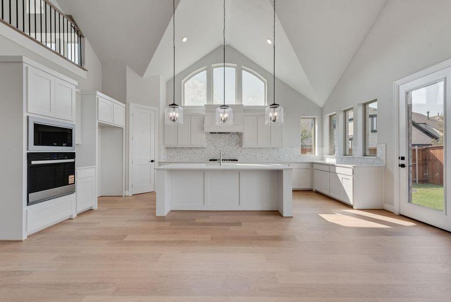Furnished interior view inside a new home in Lake Forest, McKinney (Image 4).