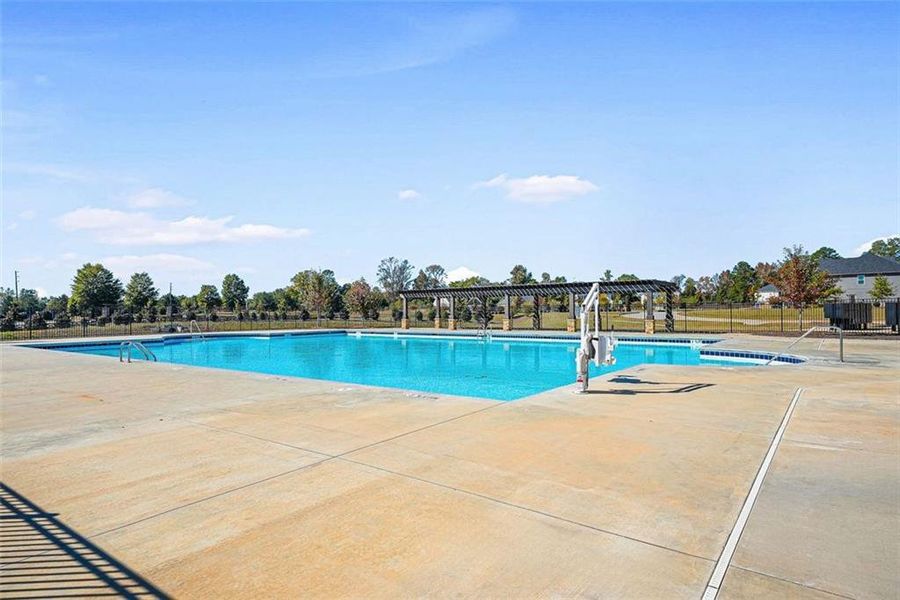 Community amenities in Southern Hills, McDonough (Image 38).