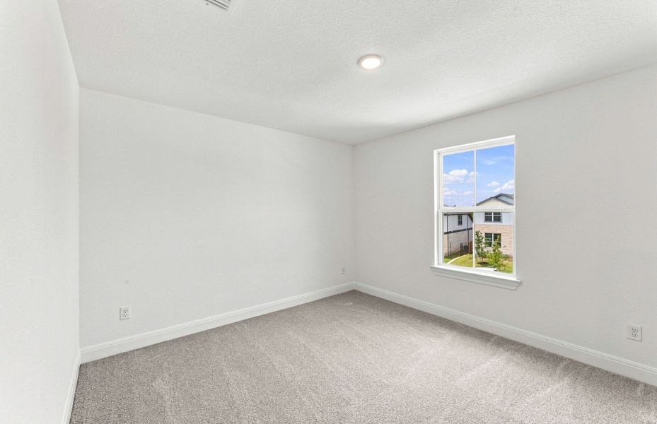 Spacious, unfurnished interior of a new home in Saddleback at Santa Rita Ranch, Liberty Hill (Image 42).