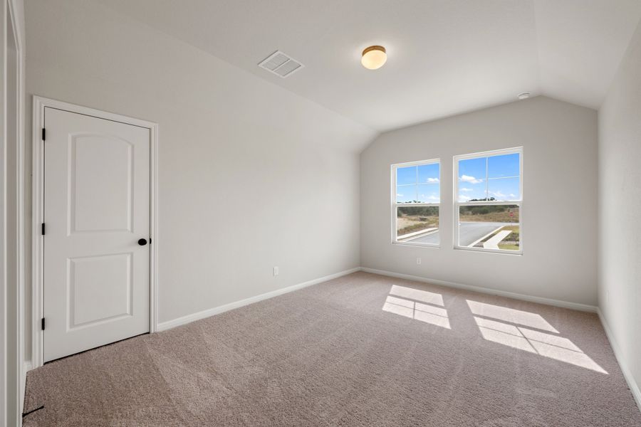 Representative unfurnished interior of a home built from the Granbury by Ashton Woods in The Trails at Carmel, Pflugerville (Image 51).