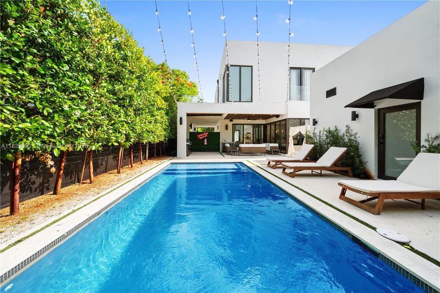 Image 52 of a home in .