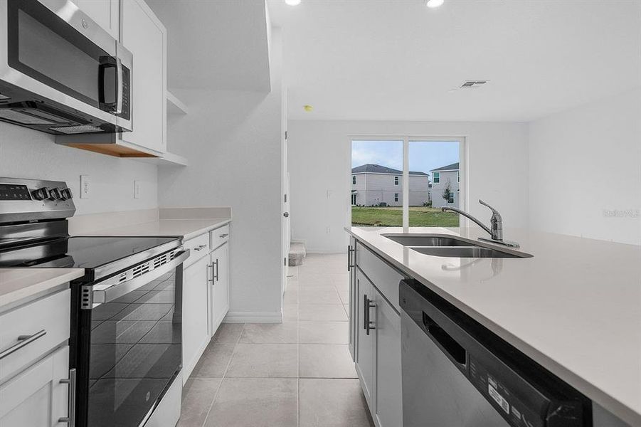 Furnished interior view inside a new home in , Bradenton (Image 5).