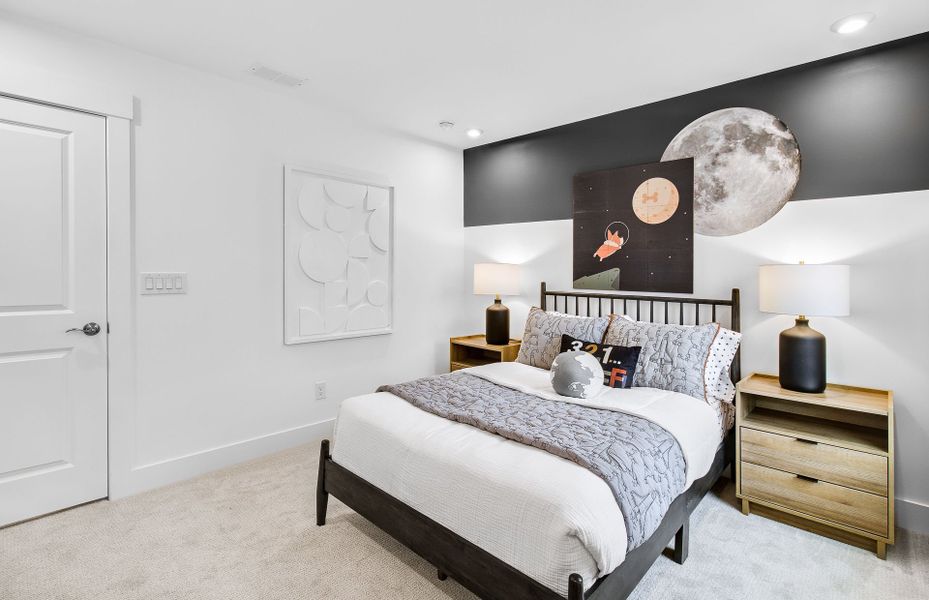 Representative furnished interior of a home built from the Continental by Pulte Homes in Hunters Creek, Flowery Branch (Image 52).