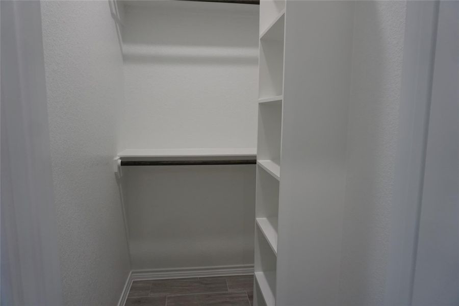 Image 33 of a home in .