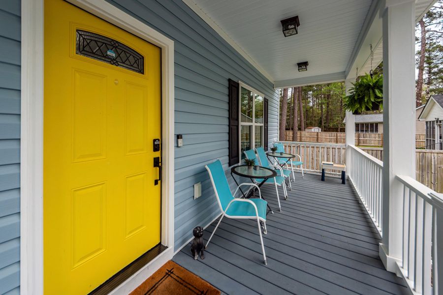 Exterior details and patio area of a home in , Summerville (Image 22).
