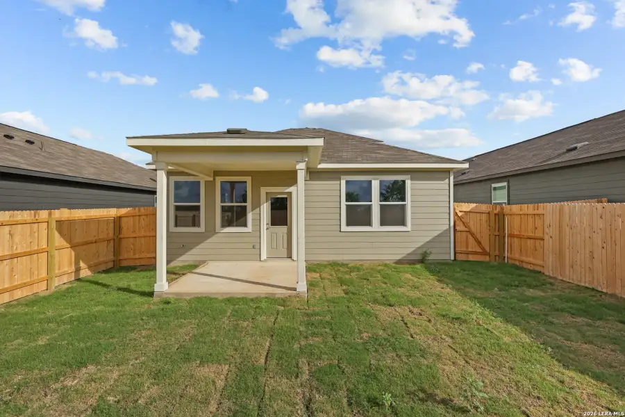 Exterior details and patio area of a home in Applewhite Meadows, San Antonio (Image 21).