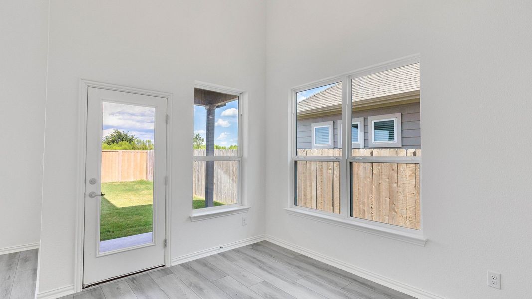 Furnished interior view inside a new home in Spring Creek, Taylor (Image 8).