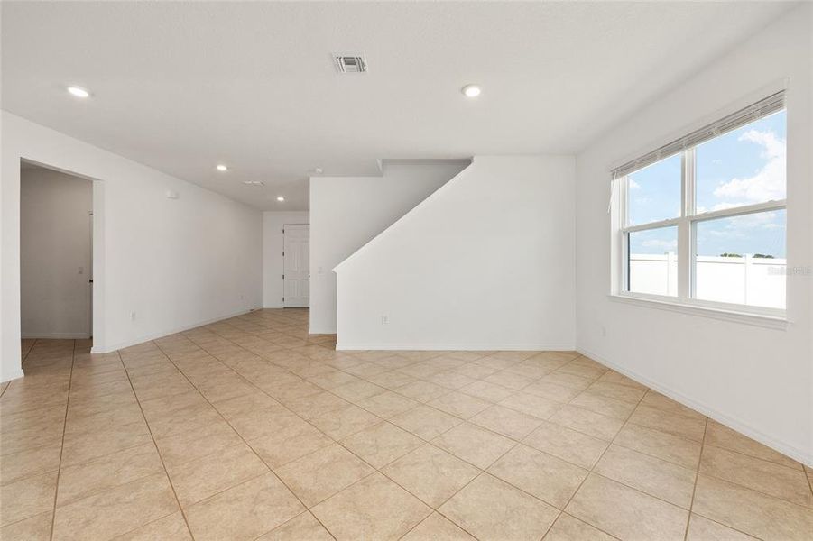 Spacious, unfurnished interior of a new home in Calesa Township, Ocala (Image 46). Spacious, unfurnished interior of a new home in Calesa Township, Ocala (Image 46).