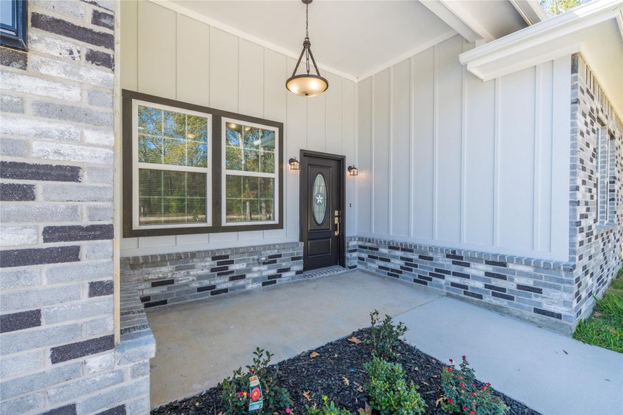 Exterior details and patio area of a home in , Cleveland (Image 19).