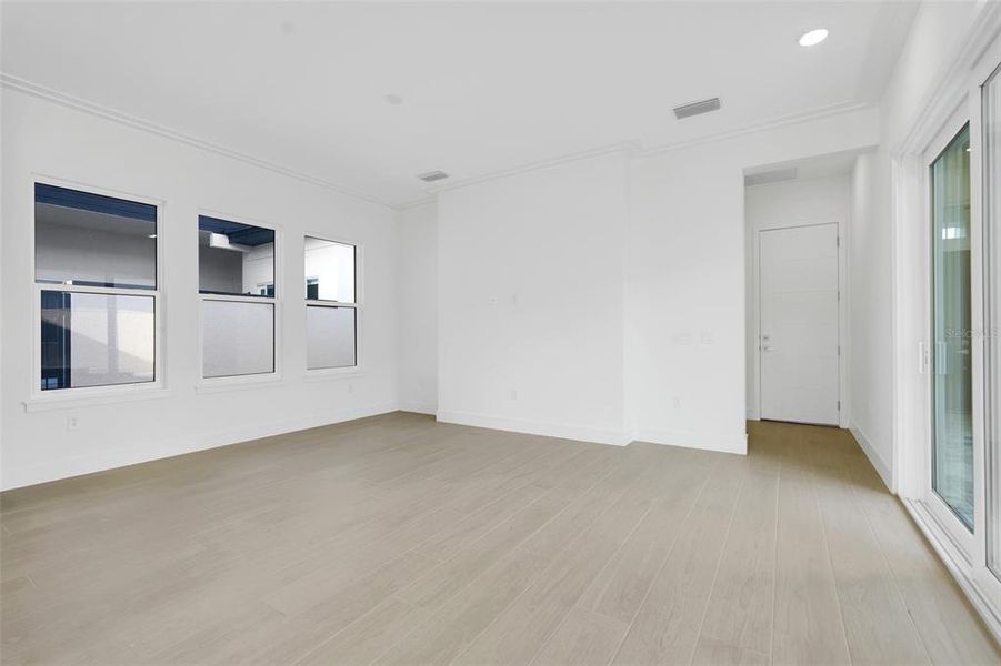 Spacious, unfurnished interior of a new home in Hampton Green at Providence, Davenport (Image 35).