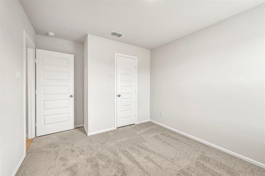 Spacious, unfurnished interior of a new home in Verandah, Royse City (Image 28).