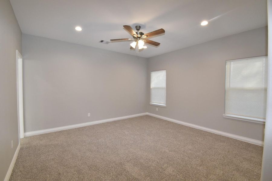 Spacious, unfurnished interior of a new home in , Huntsville (Image 21). Spacious, unfurnished interior of a new home in , Huntsville (Image 21).