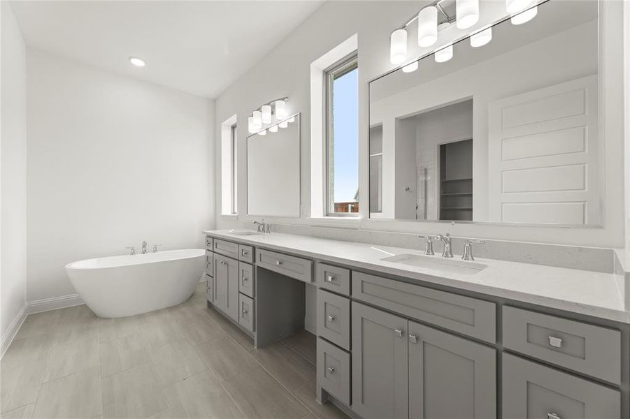 15. 332 Bay Laurel - Bath