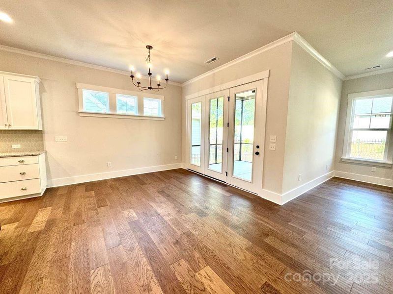 Spacious, unfurnished interior of a new home in Cumberland, Concord (Image 14).