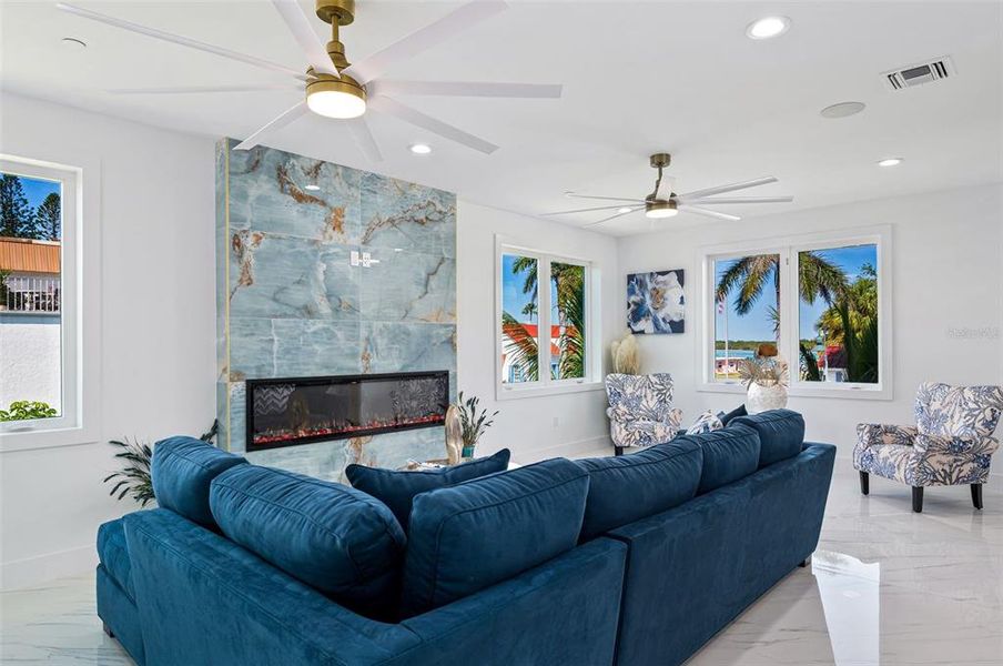 Furnished interior view inside a new home in , Fort Pierce (Image 9).