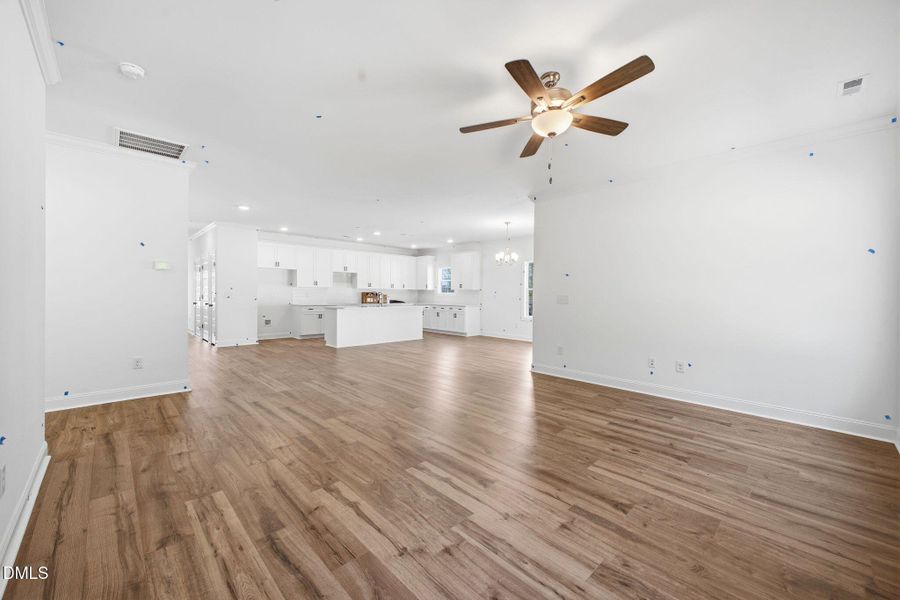 10-web-or-mls-AZ3A5672