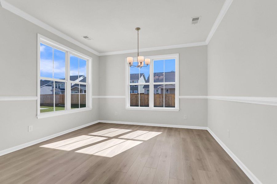 Spacious, unfurnished interior of a new home in Wildcat Chase, Summerville (Image 24).