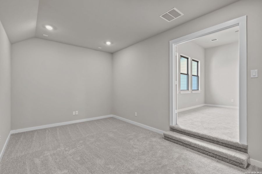 Spacious, unfurnished interior of a new home in Nopal Valley, San Antonio (Image 21). Spacious, unfurnished interior of a new home in Nopal Valley, San Antonio (Image 21).