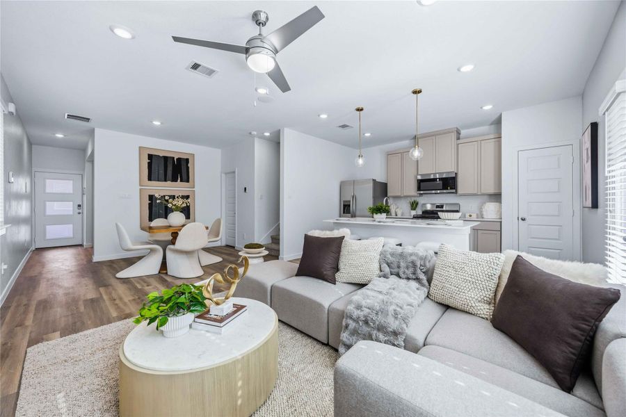 Furnished interior view inside a new home in Highland Court, Houston (Image 29).