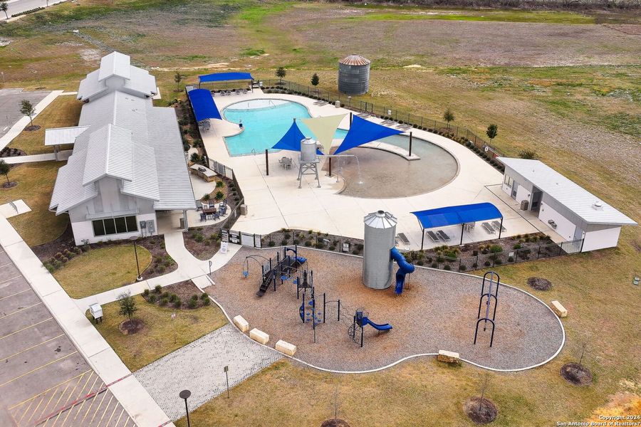 Community amenities in Silos: Cottage, San Antonio (Image 17). Community amenities in Silos: Cottage, San Antonio (Image 17).