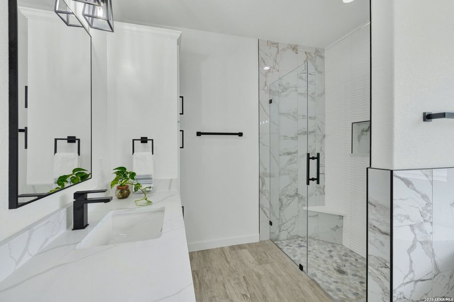 Furnished interior view inside a new home in , Seguin (Image 12).