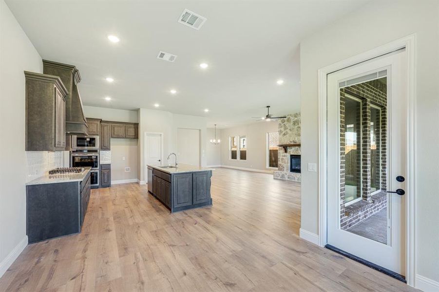 Image 31 of a home in Hampton Park. Image 31 of a home in Hampton Park.