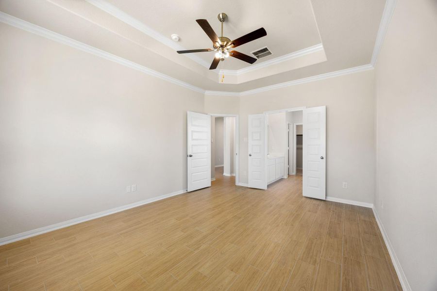 Spacious, unfurnished interior of a new home in Southfork Ranch, Sealy (Image 17).