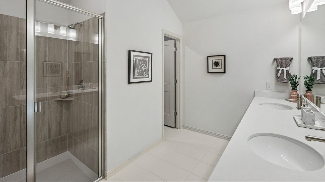 Representative furnished interior of a home built from the Meridian by DRB Homes in Bel Air Village, Sherman (Image 13).