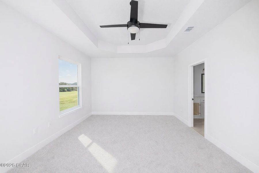 Spacious, unfurnished interior of a new home in Parkbrook, Panama City (Image 7).
