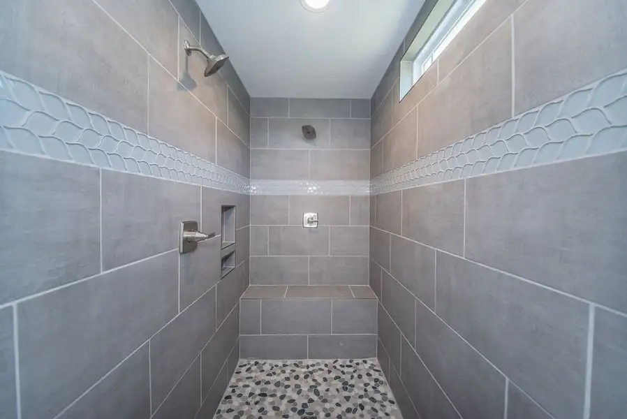 Representative interior finishes for a home built from the Beaumont Elite by Enchanted Homes in Smokey Hills, Campobello (Image 21).