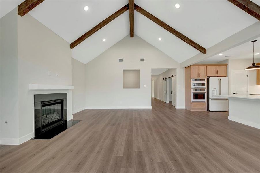 Spacious, unfurnished interior of a new home in Elevon, Lavon (Image 28). Spacious, unfurnished interior of a new home in Elevon, Lavon (Image 28).