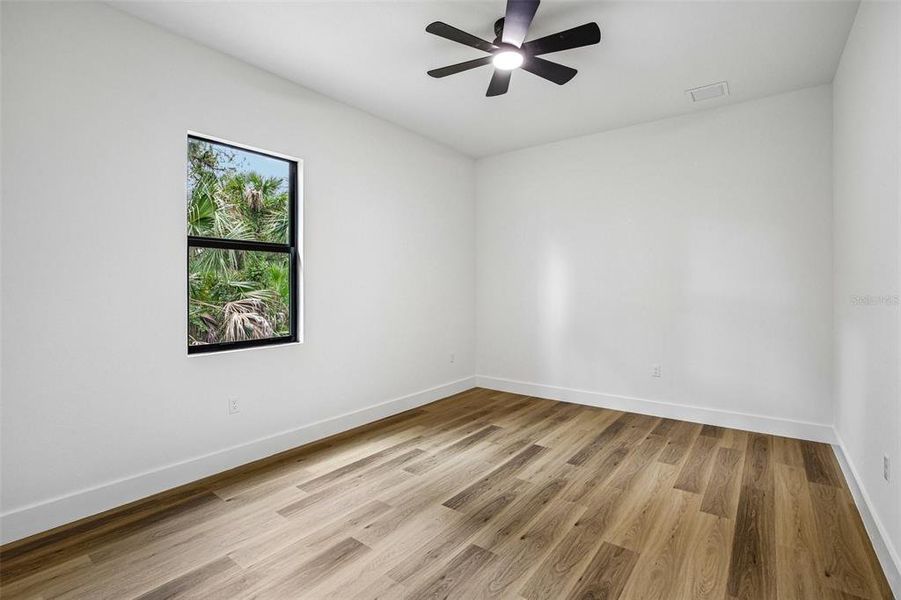 Spacious, unfurnished interior of a new home in , North Port (Image 32).
